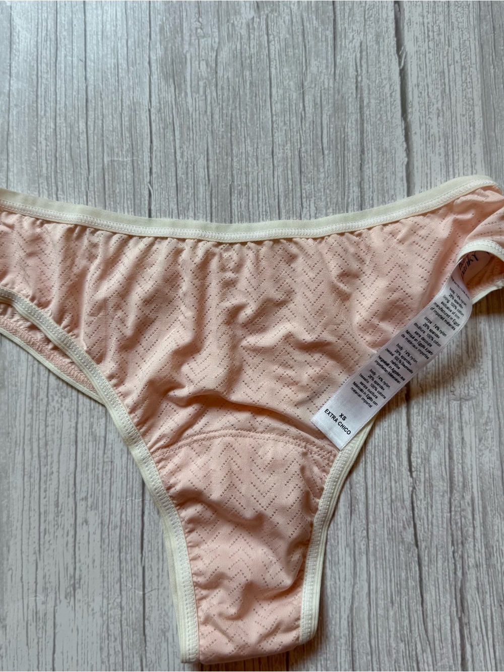MoveCalm Natural Rise Thongs Hanky Panky